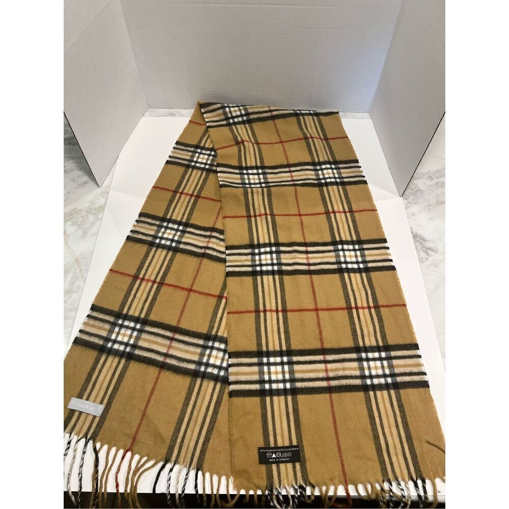 Maddison Unisex Scarf Disigns Plaid Size Adult Soft Made in Germany Beige Black